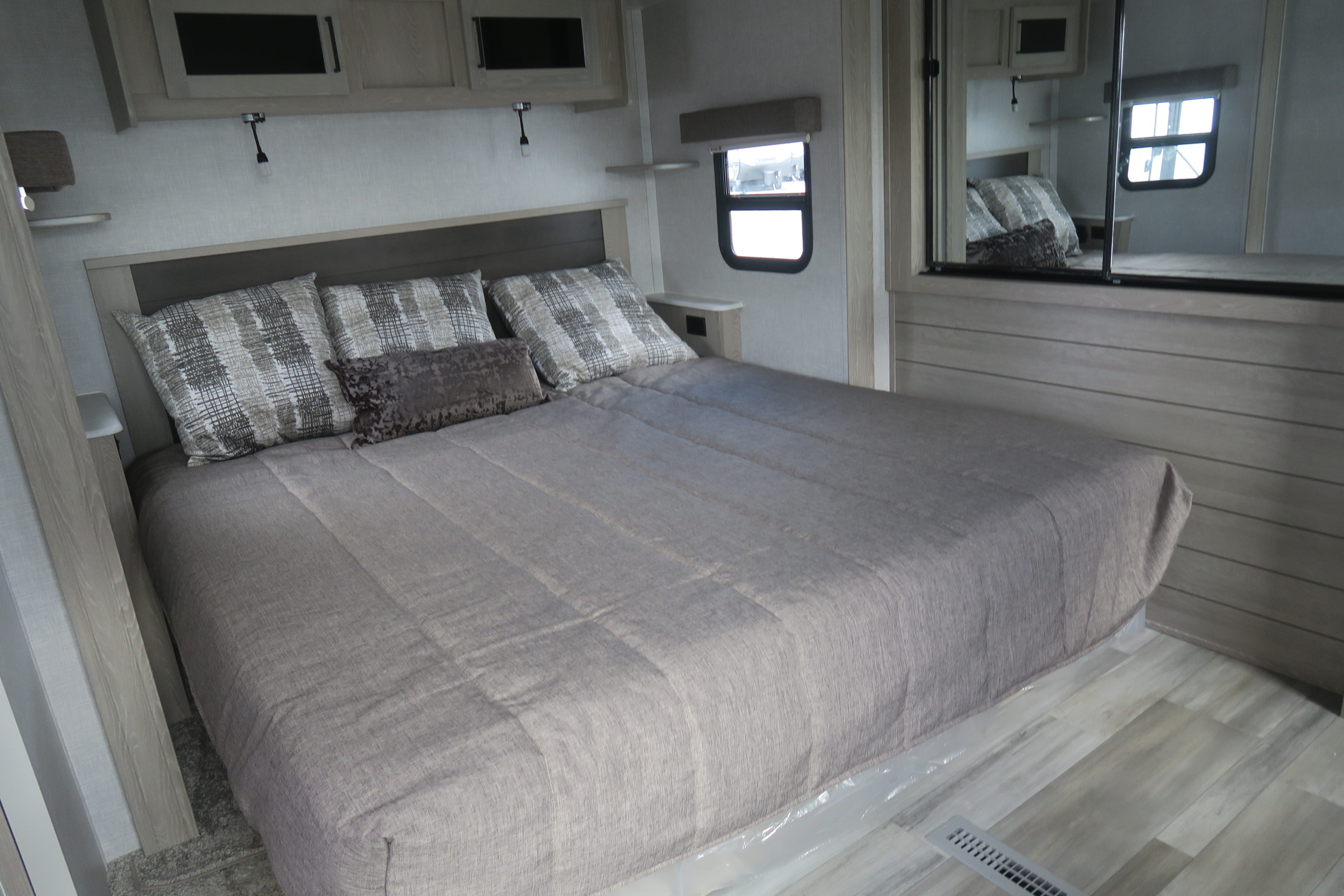 rockwood travel trailer mattresses
