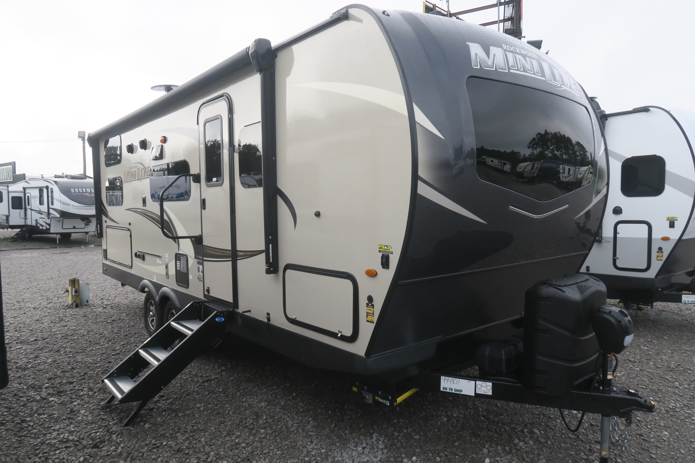 NEW 2021 ROCKWOOD MINI LITE 2509S - Overview | Berryland Campers