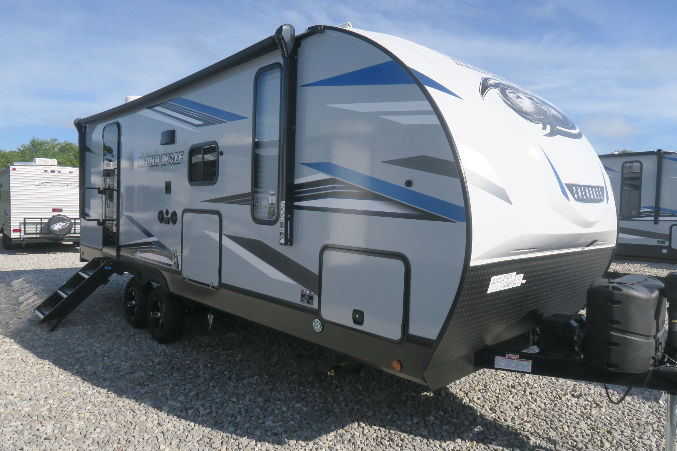 NEW 2021 CHEROKEE ALPHA WOLF 22SW - Overview | Berryland Campers