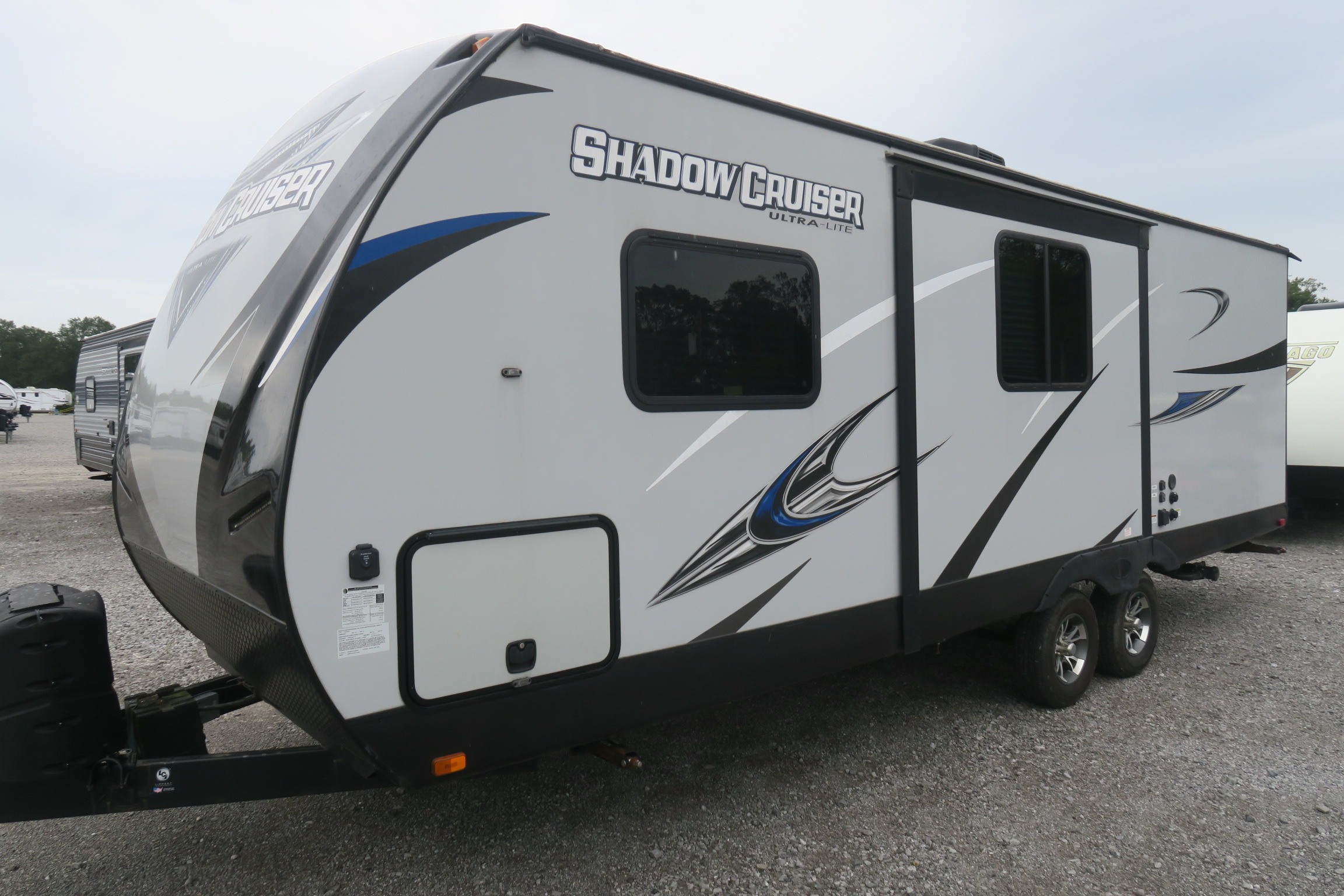 shadow cruiser travel trailer manufacturer