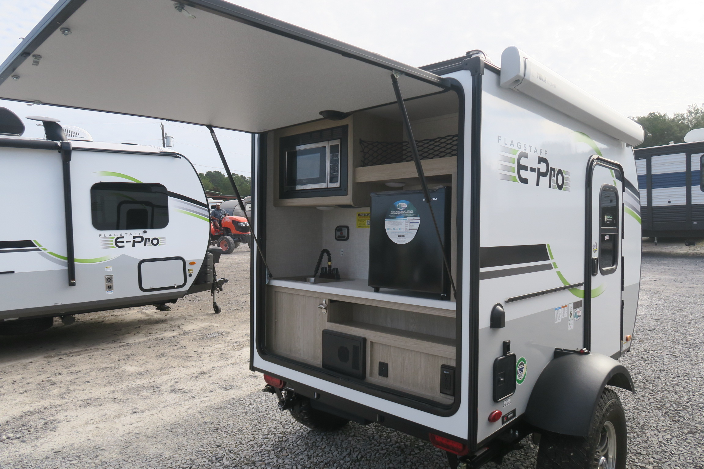 NEW 2022 FLAGSTAFF EPRO 12RK Overview Berryland Campers