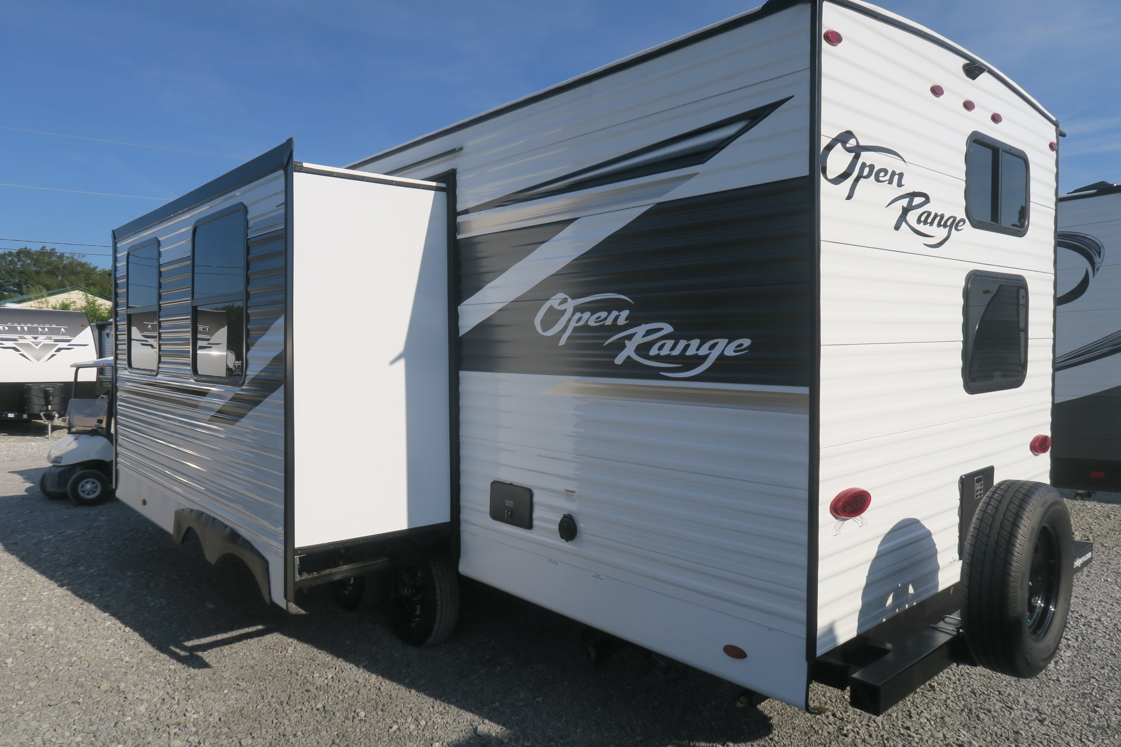 26 ft open range travel trailer