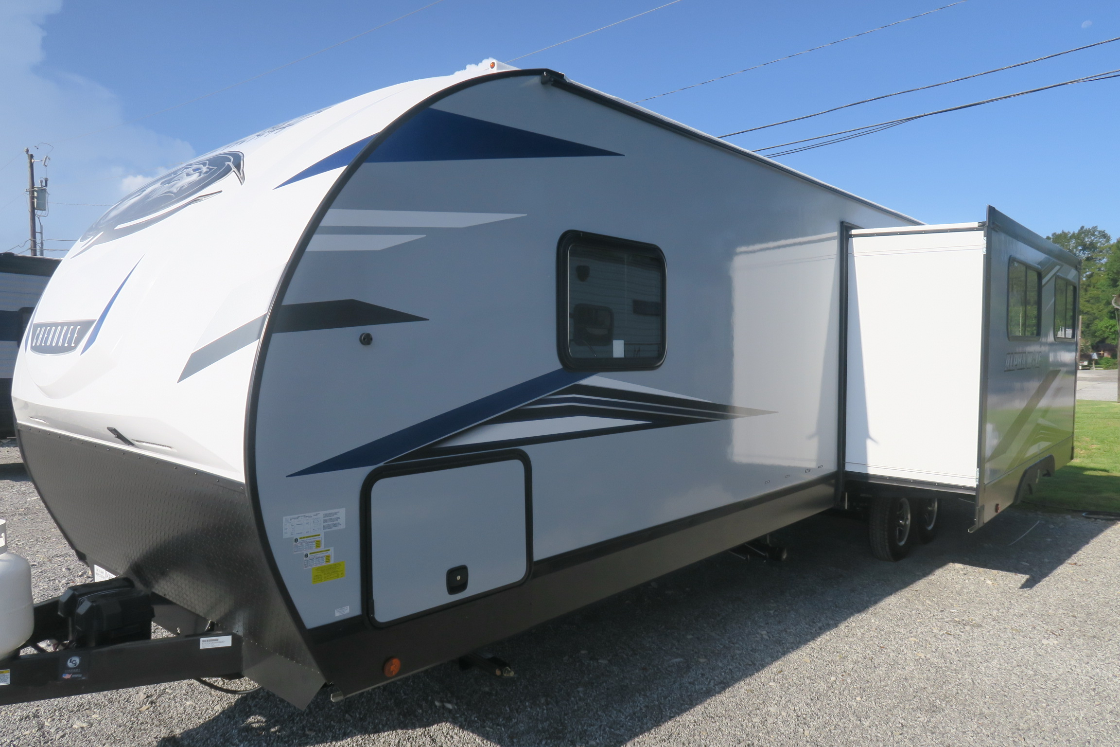 NEW 2022 CHEROKEE ALPHA WOLF 30RDB - Overview | Berryland Campers