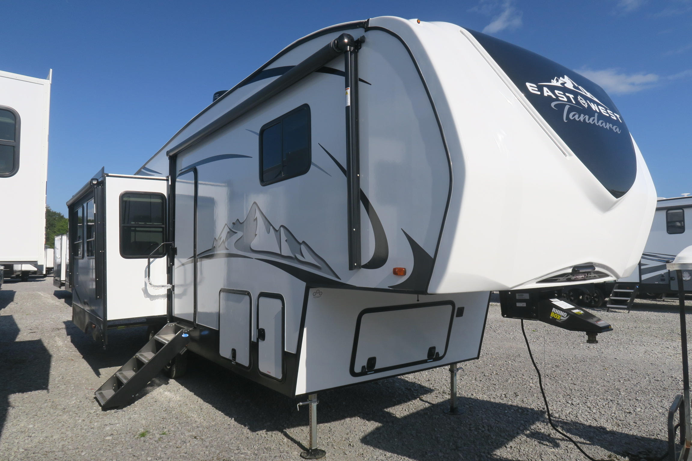 NEW 2022 TANDARA 285RL - Overview | Berryland Campers