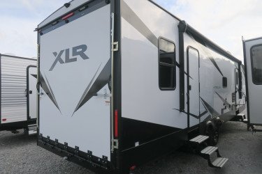 NEW 2022 XLR HYPERLITE 3212 - Overview | Berryland Campers