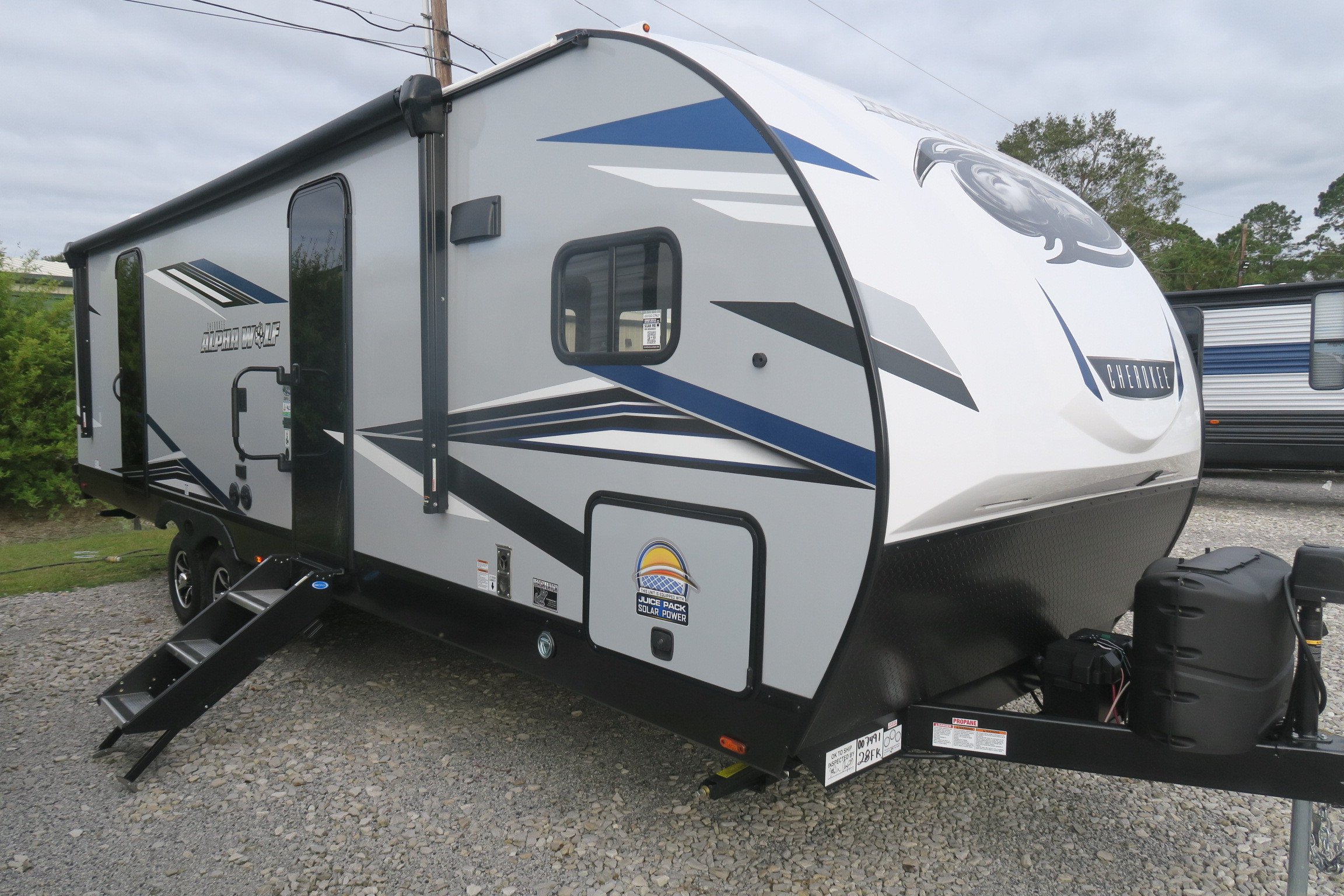 alpha wolf travel trailer