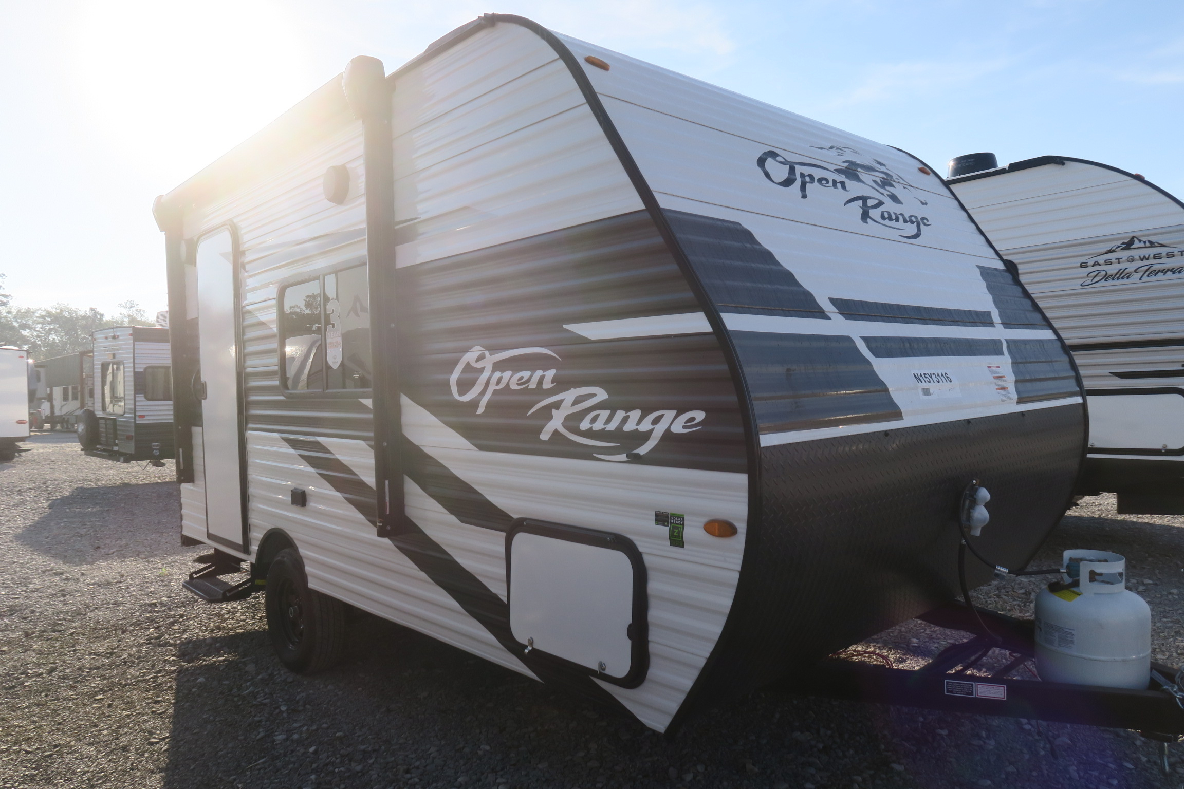 NEW 2022 OPEN RANGE CONVENTIONAL 172FB - Overview | Berryland Campers