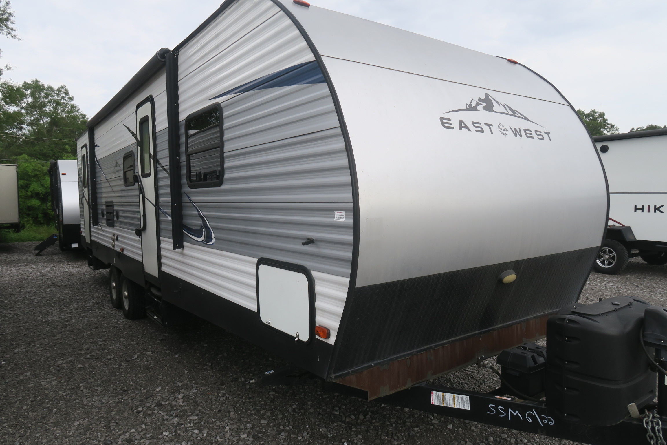 USED 2019 EAST AND WEST 27K2D Overview Berryland Campers
