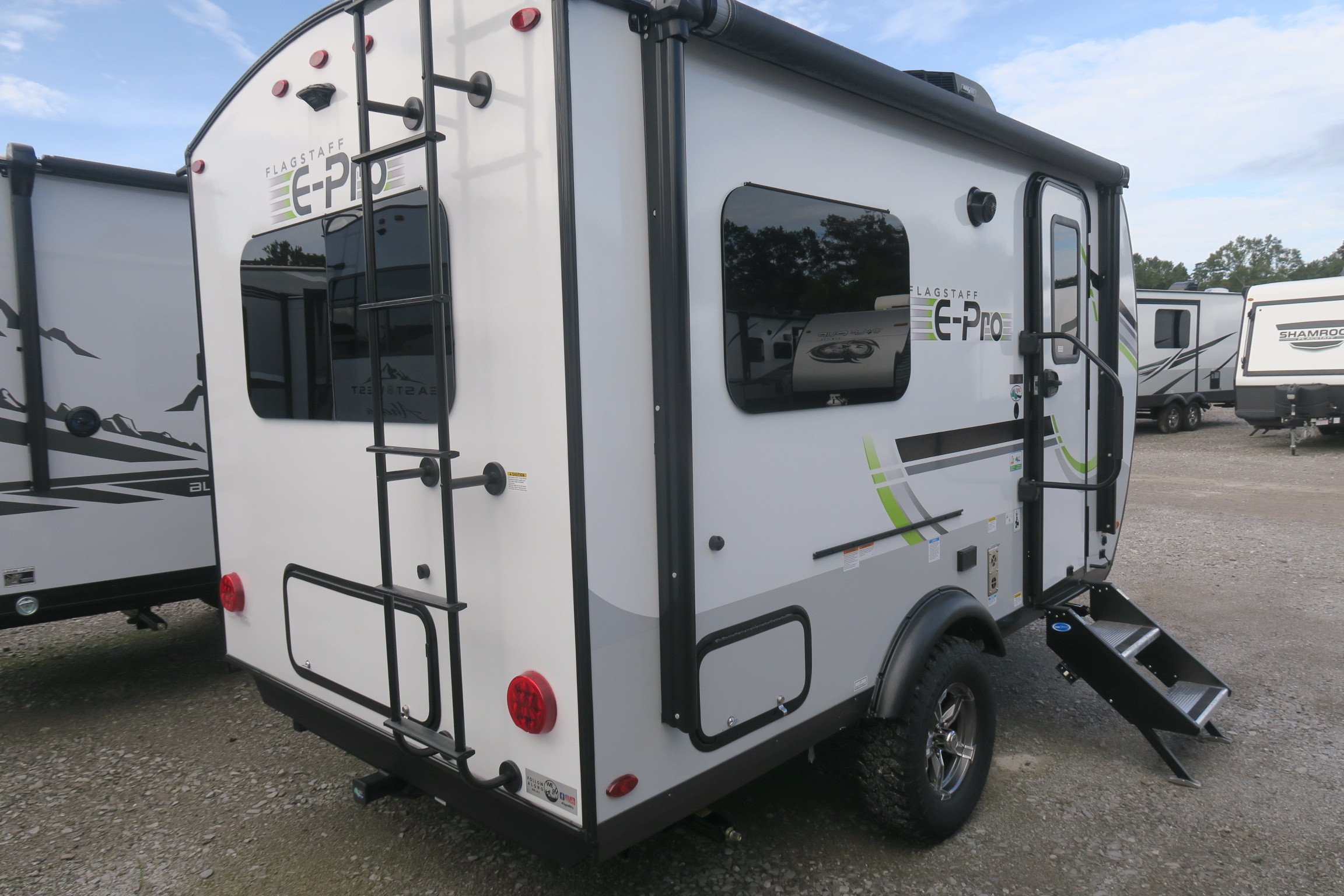 NEW 2023 EPRO 15TB Overview Berryland Campers