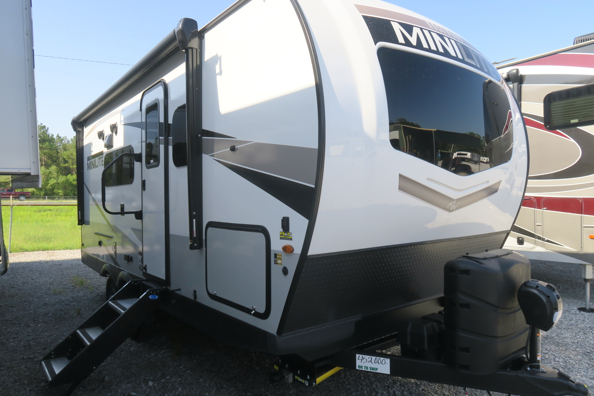 new-2023-rockwood-mini-lite-2104s-overview-berryland-campers