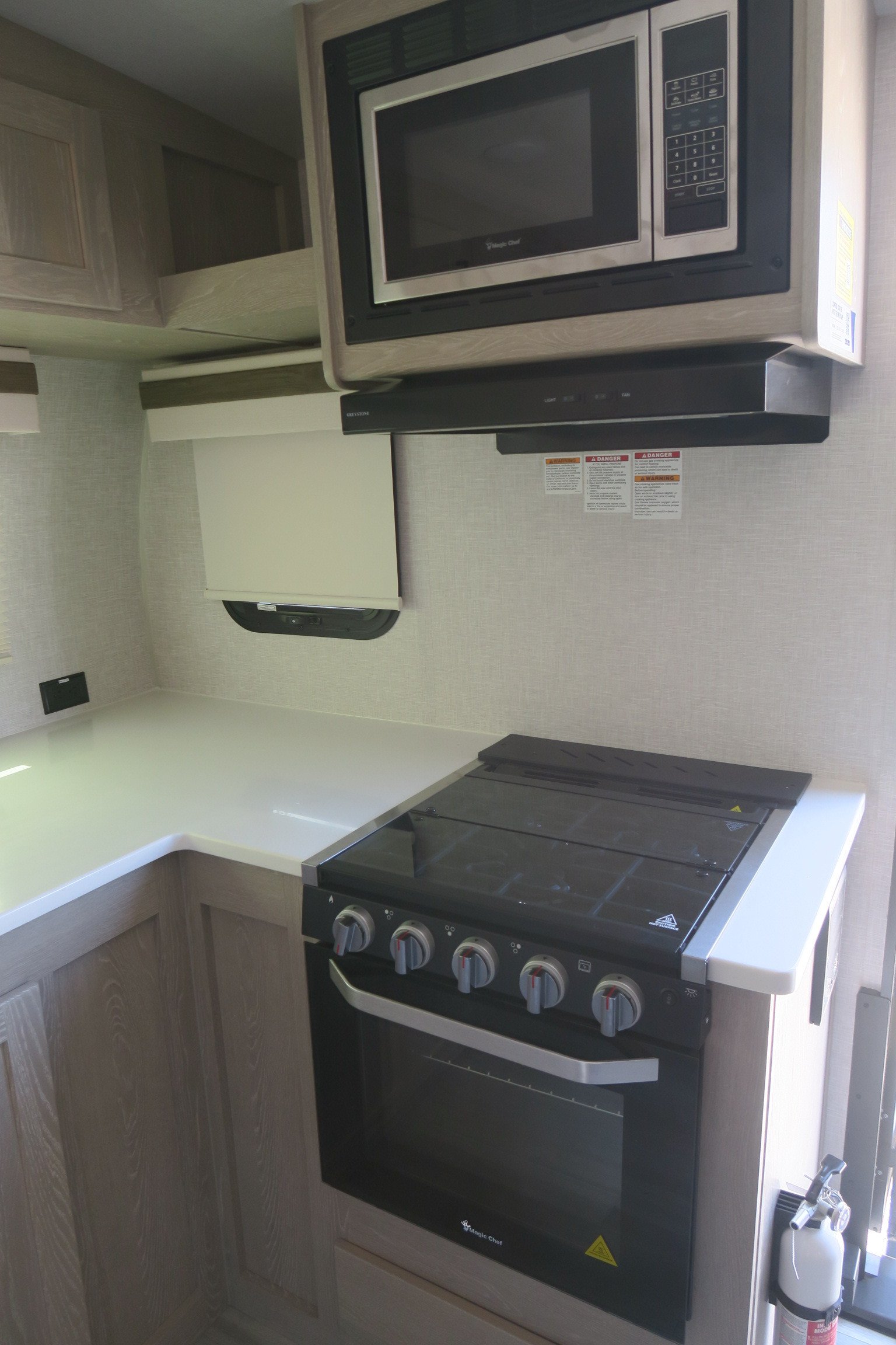 NEW 2023 ROCKWOOD MINI LITE 2516S Overview Berryland Campers