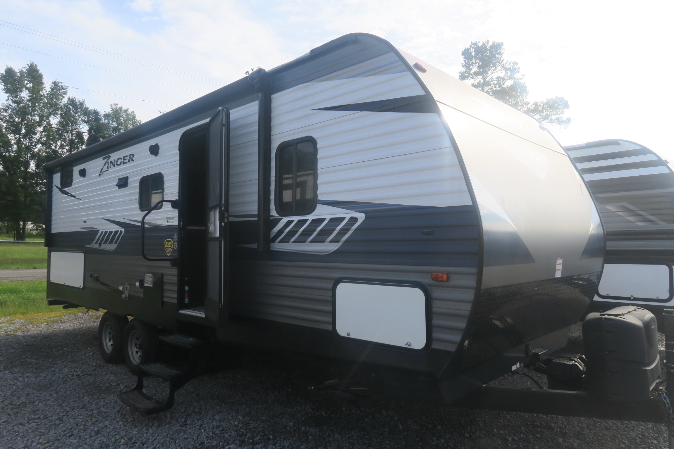 USED 2018 ZINGER 258BH - Overview | Berryland Campers