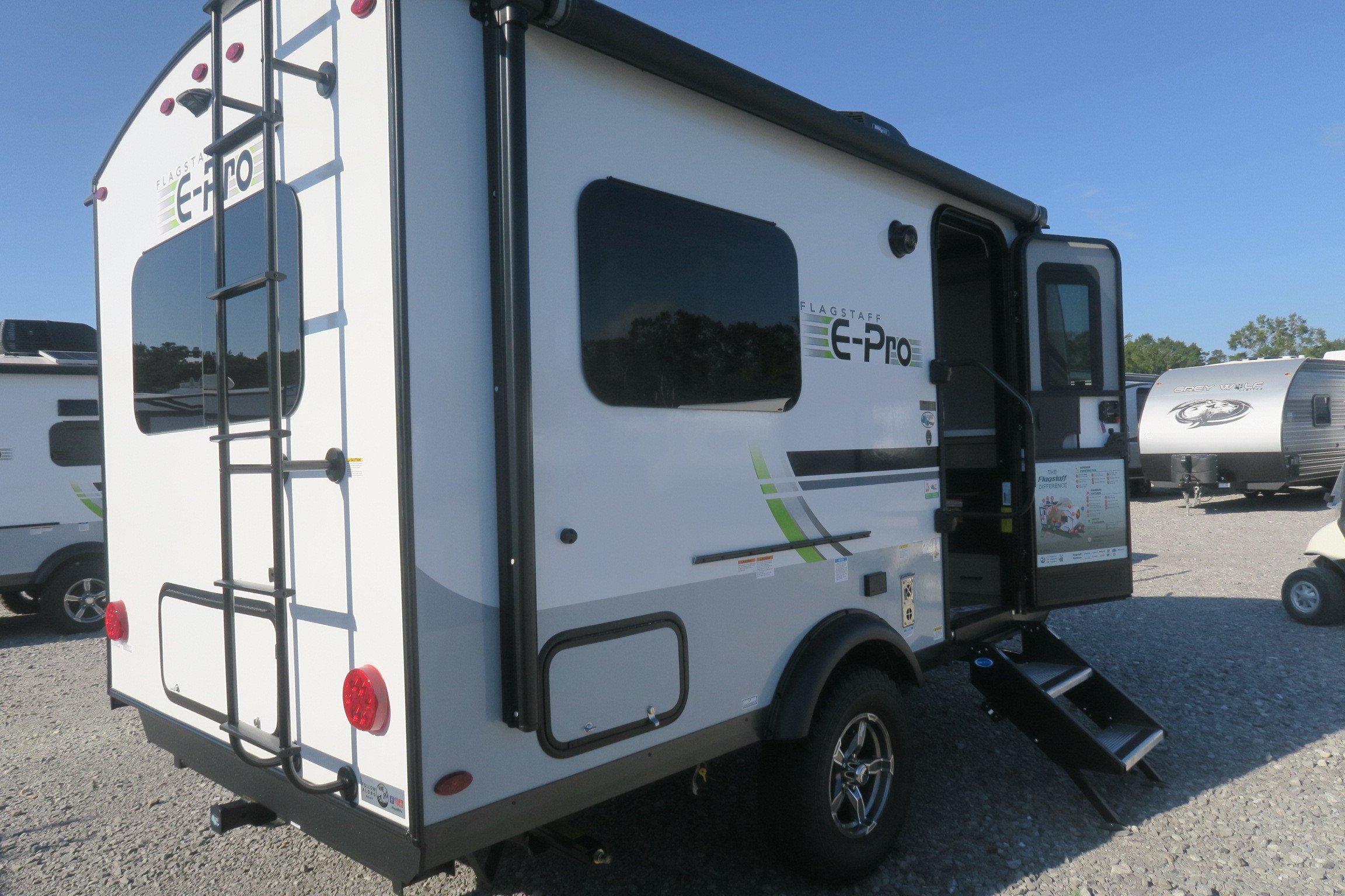 NEW 2023 EPRO 15TB Overview Berryland Campers