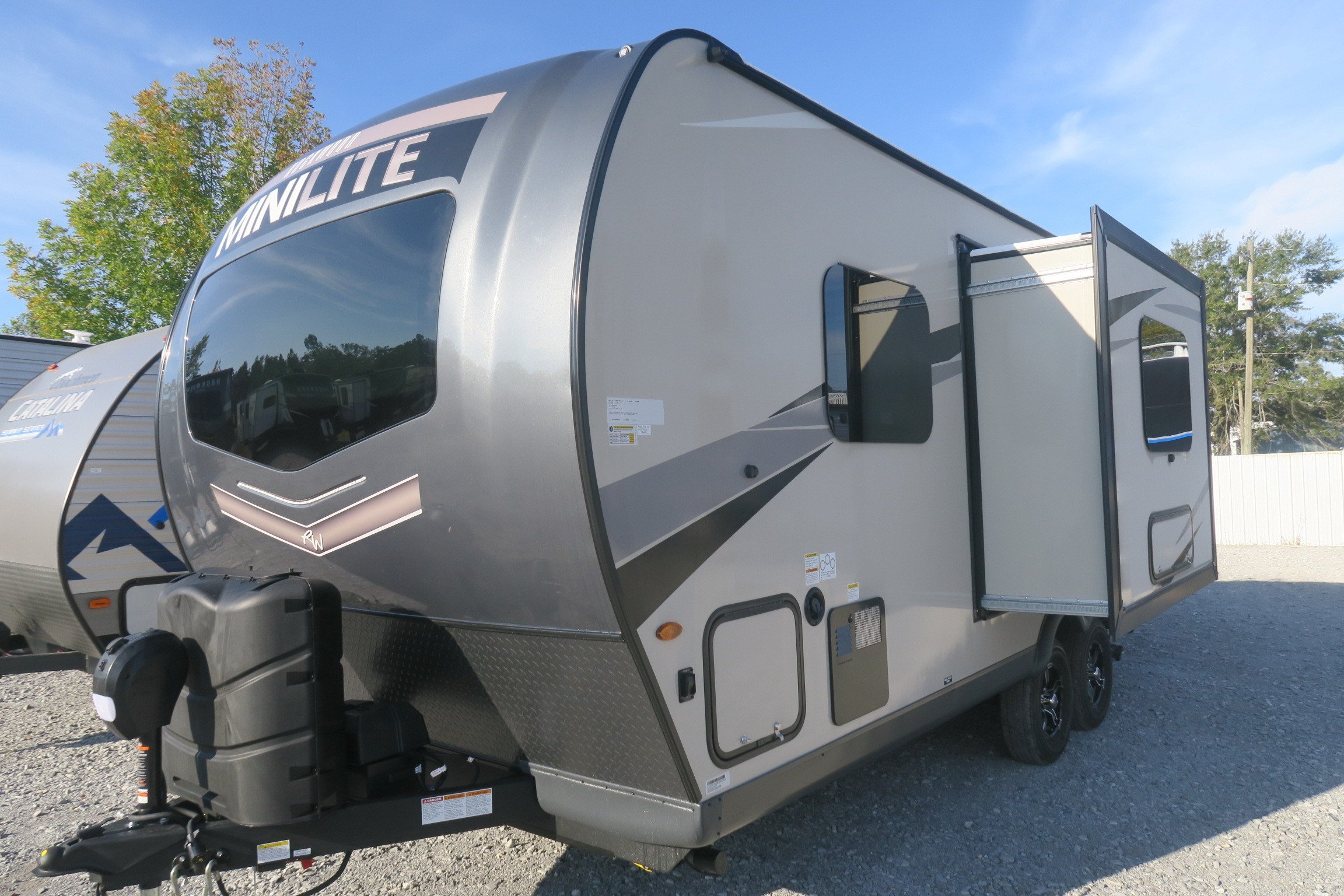 NEW 2023 ROCKWOOD MINI LITE 2109S Overview Berryland Campers
