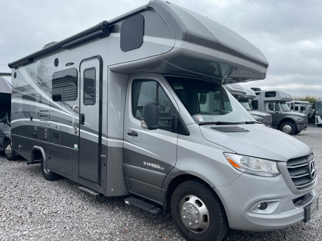 NEW 2023 ISATA 3 24FW - Overview | Berryland Campers