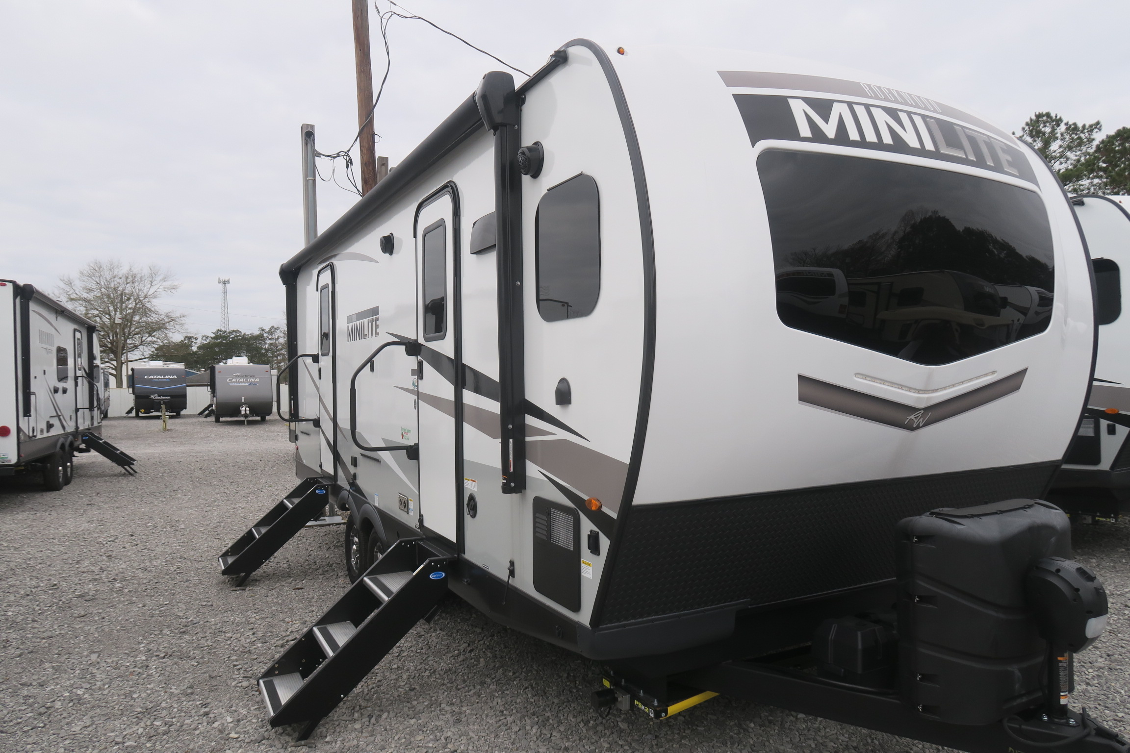 new-2023-rockwood-mini-lite-2516s-overview-berryland-campers