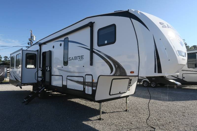 NEW 2019 SABRE 36BHQ - Overview | Berryland Campers