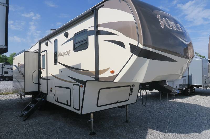 NEW 2019 WILDCAT 29RLX - Overview | Berryland Campers