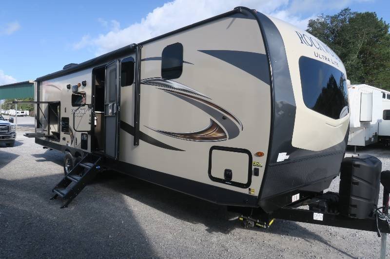 NEW 2019 ROCKWOOD ULTRA LITE 2912BSD - Overview | Berryland Campers Travel Trailers With Washer And Dryer For Sale Near Me