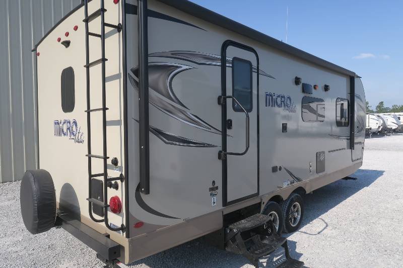 NEW 2019 FLAGSTAFF MICRO LITE 25FBLSB Overview Berryland Campers