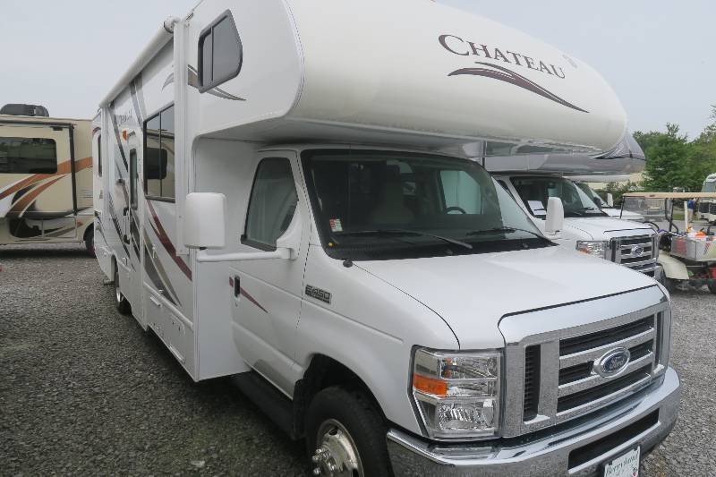 Used 2013 Chateau 28z - Overview 