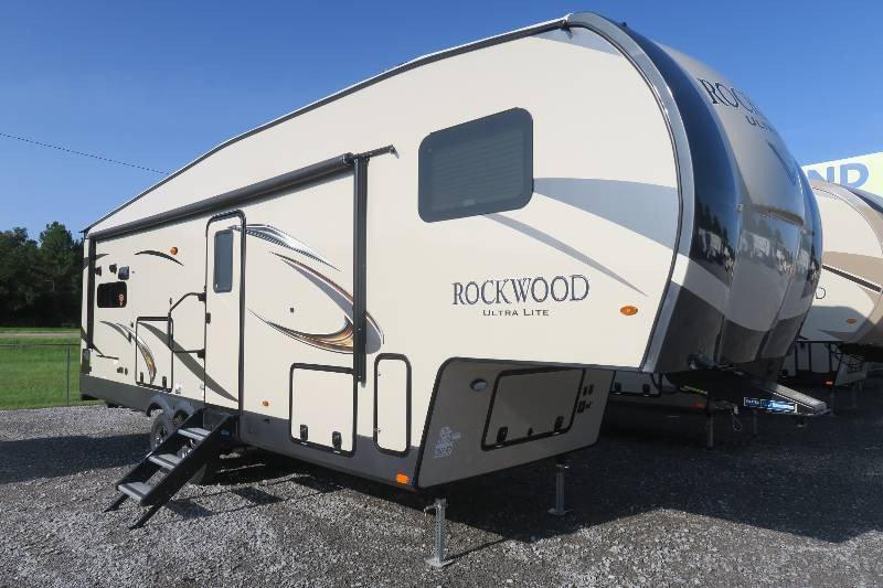 NEW 2019 ROCKWOOD ULTRA LITE 2881SC Overview Berryland Campers