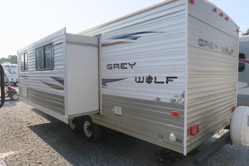 USED 2013 CHEROKEE GREY WOLF 28BH - Overview | Berryland Campers