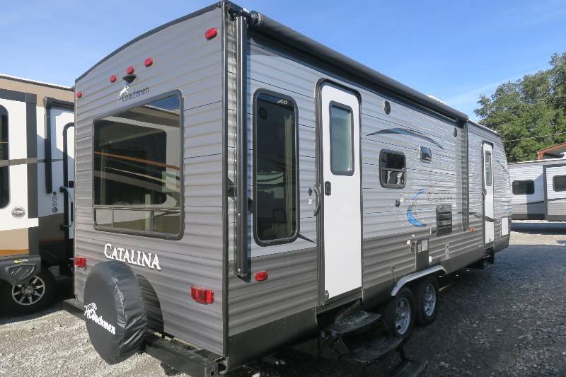 NEW 2018 COACHMEN CATALINA 251RLS - Overview | Berryland Campers