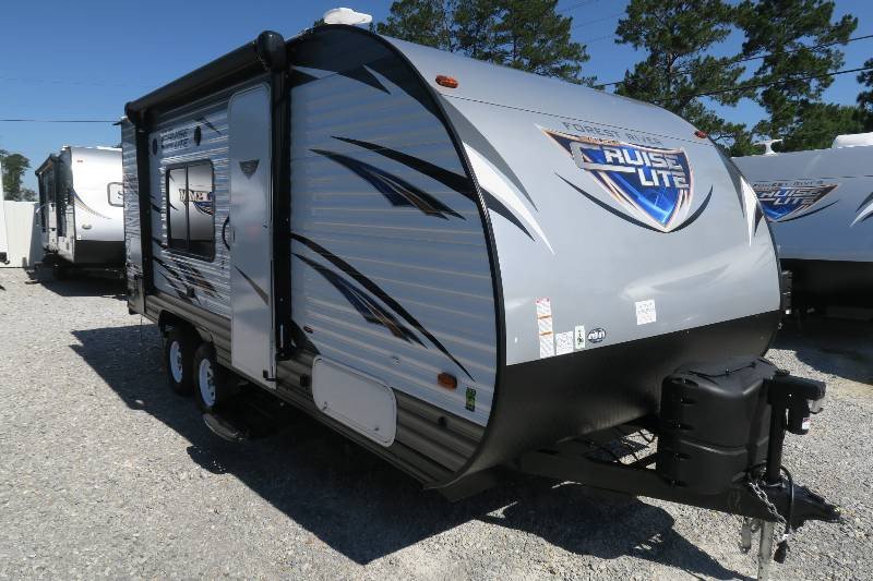 NEW 2018 FOREST RIVER SALEM 171RBXL - Overview | Berryland Campers