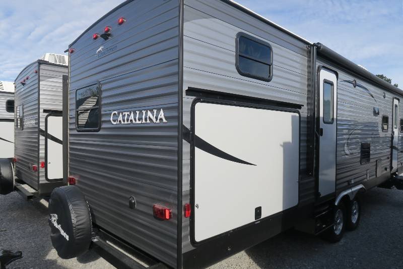 NEW 2017 COACHMEN CATALINA 321BHDSCK - Overview | Berryland Campers