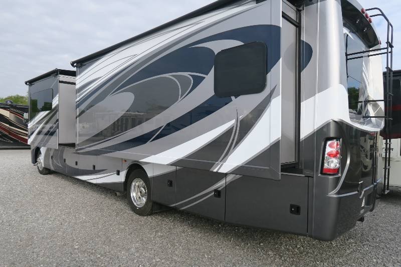 NEW 2017 THOR CHALLENGER 37YT - Overview | Berryland Campers