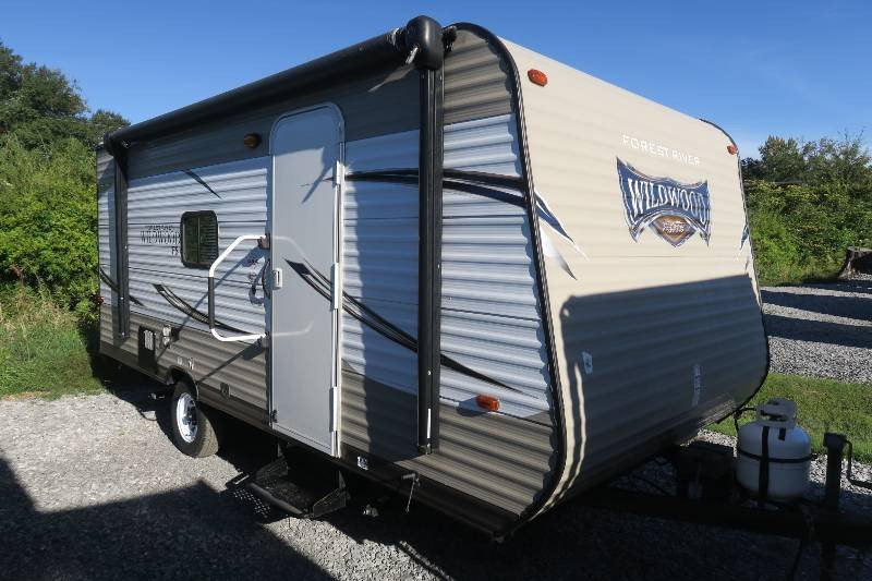 USED 2016 FOREST RIVER WILDWOOD 195BH - Overview | Berryland Campers