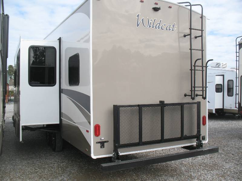 NEW 2015 FOREST RIVER WILDCAT 312BHX - Overview | Berryland Campers