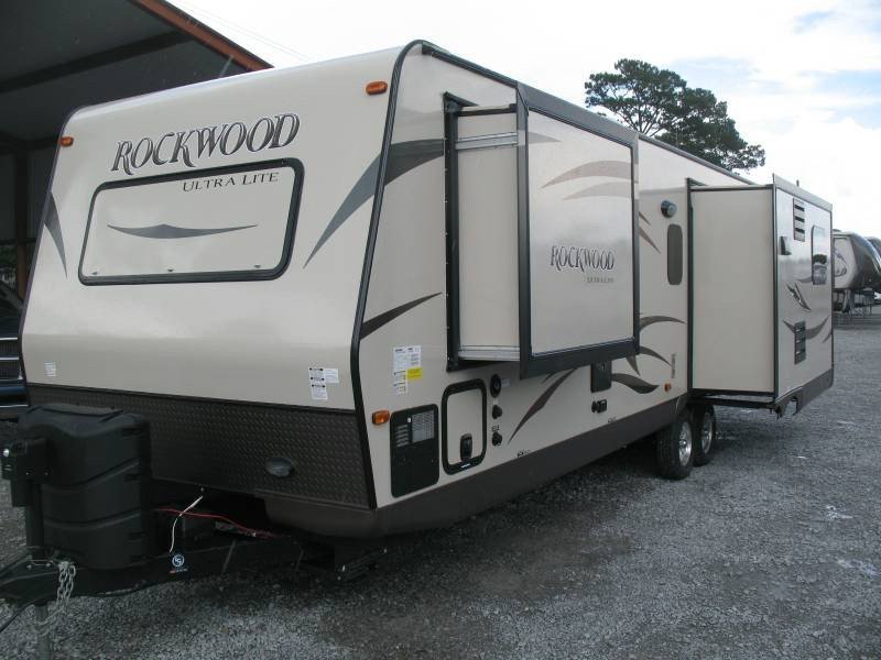 new-2015-forest-river-rockwood-2703ws-overview-berryland-campers