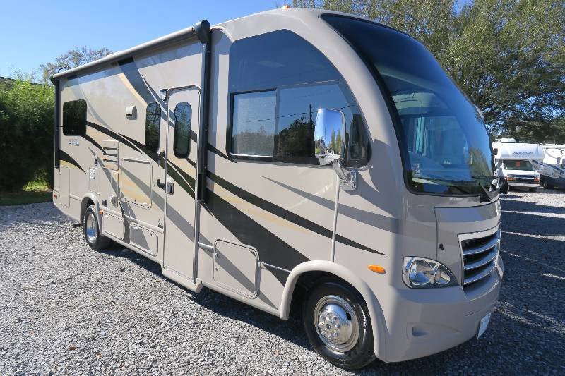 USED 2015 THOR AXIS 24.1 - Overview | Berryland Campers