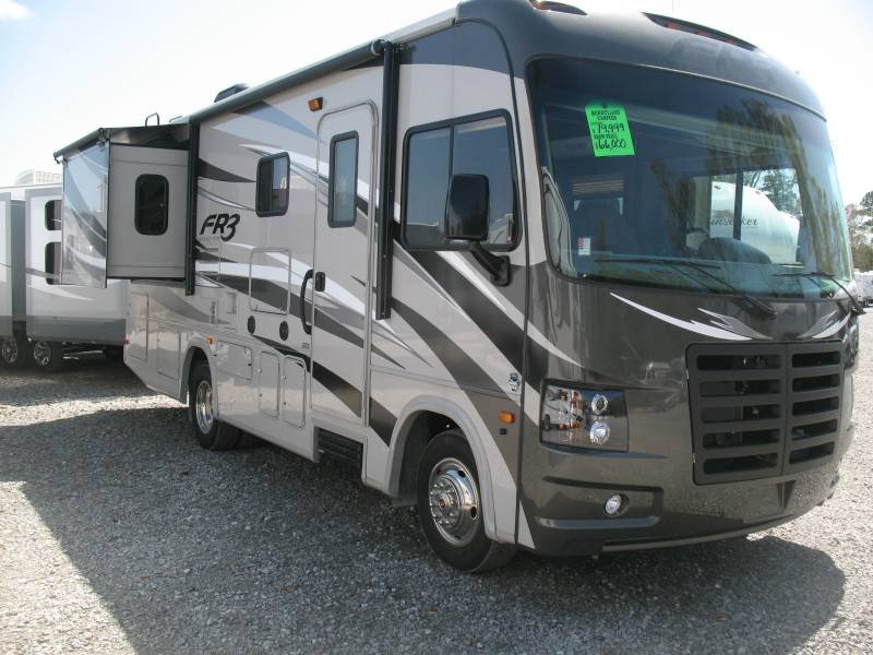 USED 2014 FOREST RIVER FR3 25DS - Overview | Berryland Campers