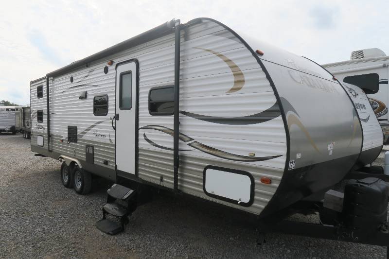 USED 2014 COACHMEN CATALINA 303QBS - Overview | Berryland Campers