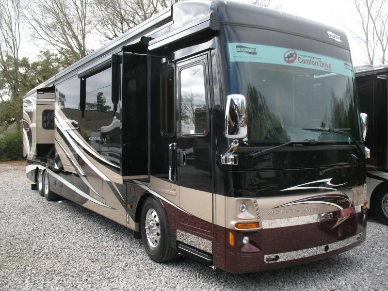 USED 2014 NEWMAR MOUNTAIN AIRE 4369 - Overview | Berryland Campers