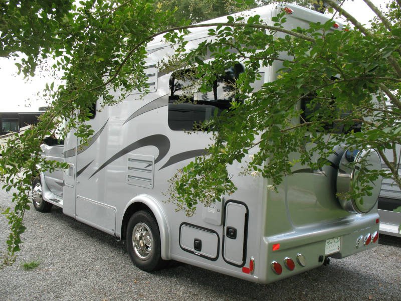 NEW 2014 PLEASURE WAY PLEASURE WAY PURSUIT Overview Berryland Campers