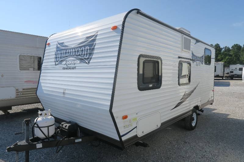 USED 2014 FOREST RIVER WILDWOOD 195BH - Overview | Berryland Campers