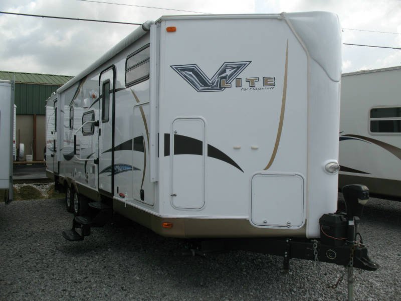 USED 2012 FOREST RIVER FLAGSTAFF 30WTBS Overview