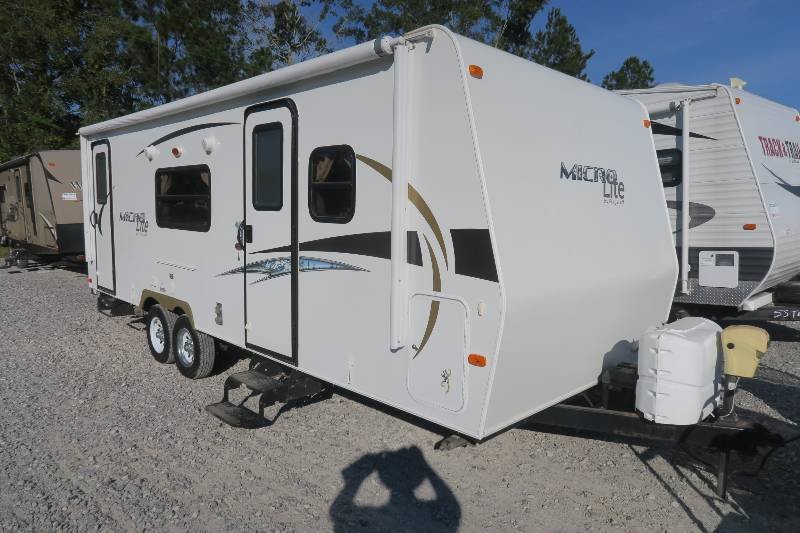 USED 2012 FOREST RIVER FLAGSTAFF 25KS - Overview | Berryland Campers