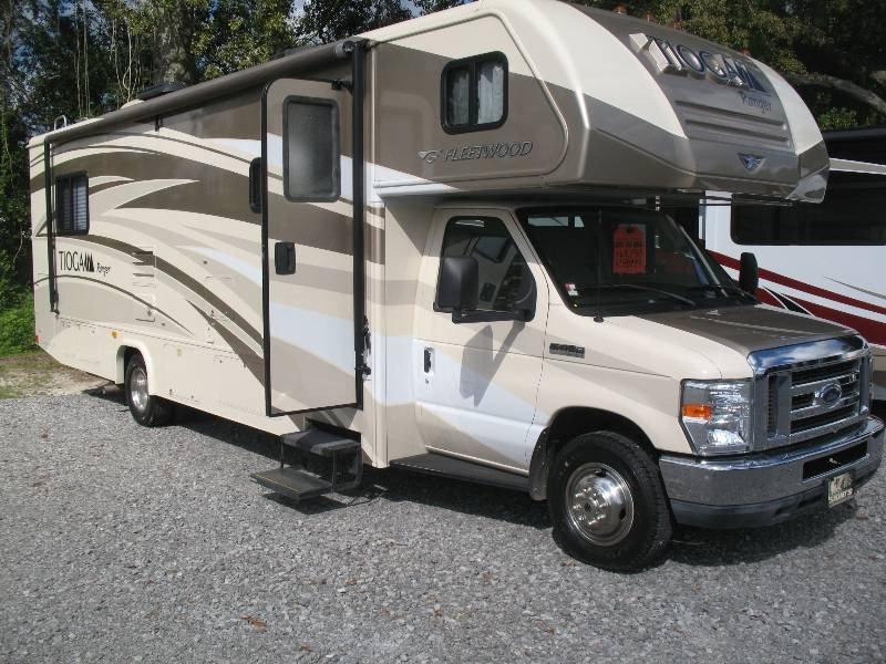 USED 2011 FLEETWOOD TIOGA 31W Overview Berryland Campers