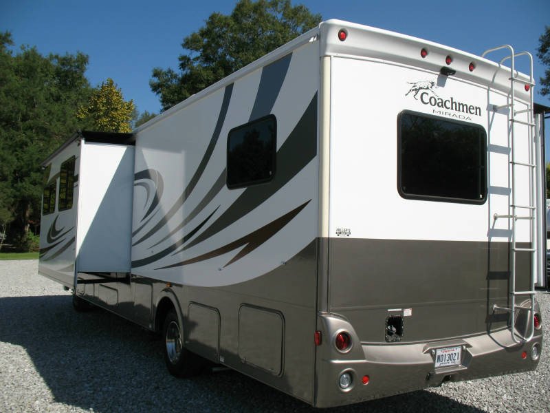 USED 2011 COACHMEN MIRADA 34BH - Overview | Berryland Campers