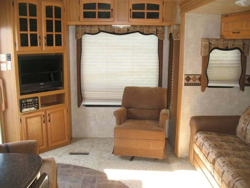 USED 2011 KEYSTONE LAREDO 265RL Overview Berryland Campers