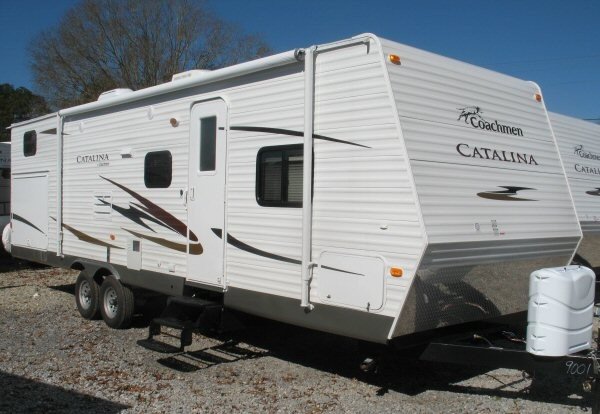 NEW 2010 COACHMEN CATALINA 30BHS - Overview | Berryland Campers