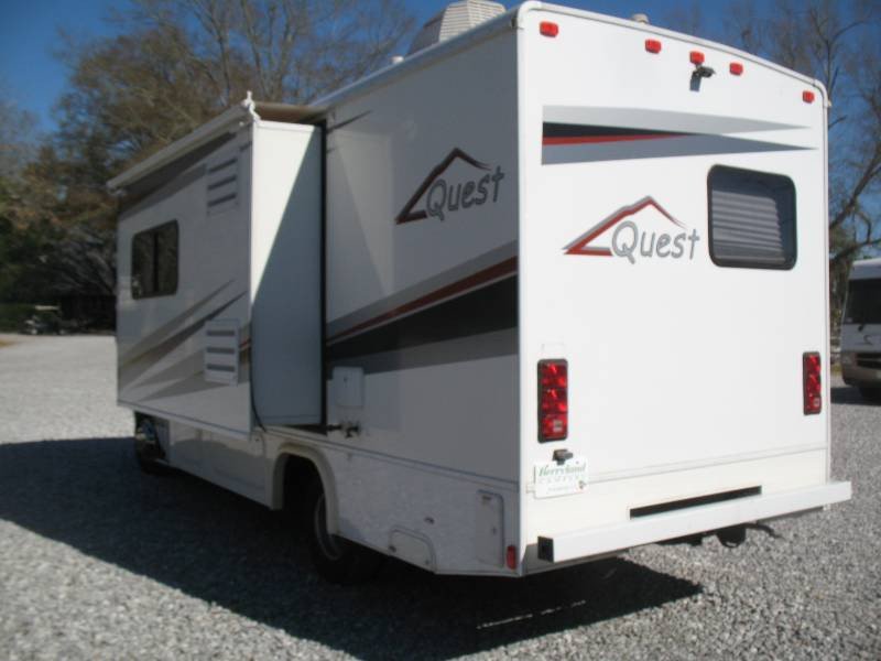 USED 2010 FLEETWOOD QUEST 24L Overview Berryland Campers