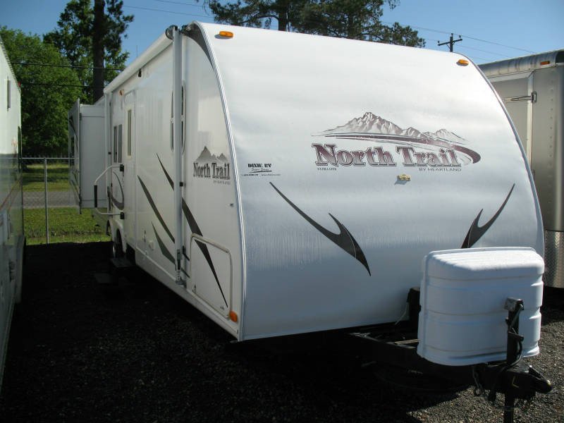 USED 2009 HEARTLAND NORTH TRAIL 31RED - Overview | Berryland Campers