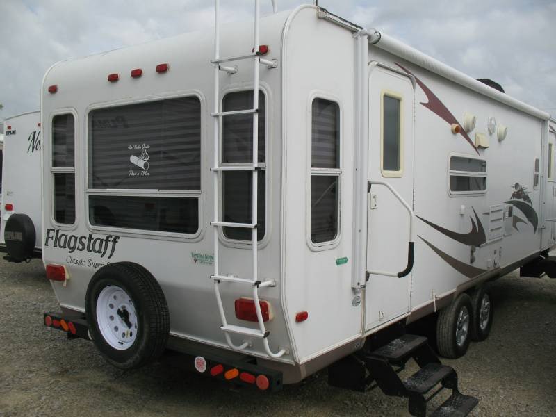 USED 2008 FOREST RIVER FLAGSTAFF 831RLS Overview