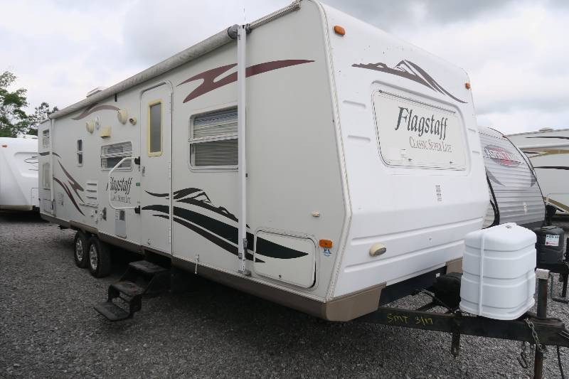 USED 2008 FOREST RIVER FLAGSTAFF 831QBSS - Overview | Berryland Campers